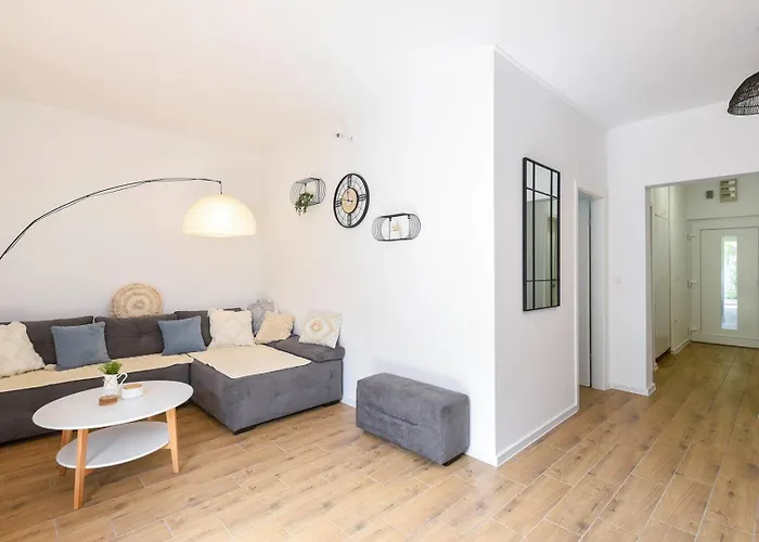 Place4you Apartament *